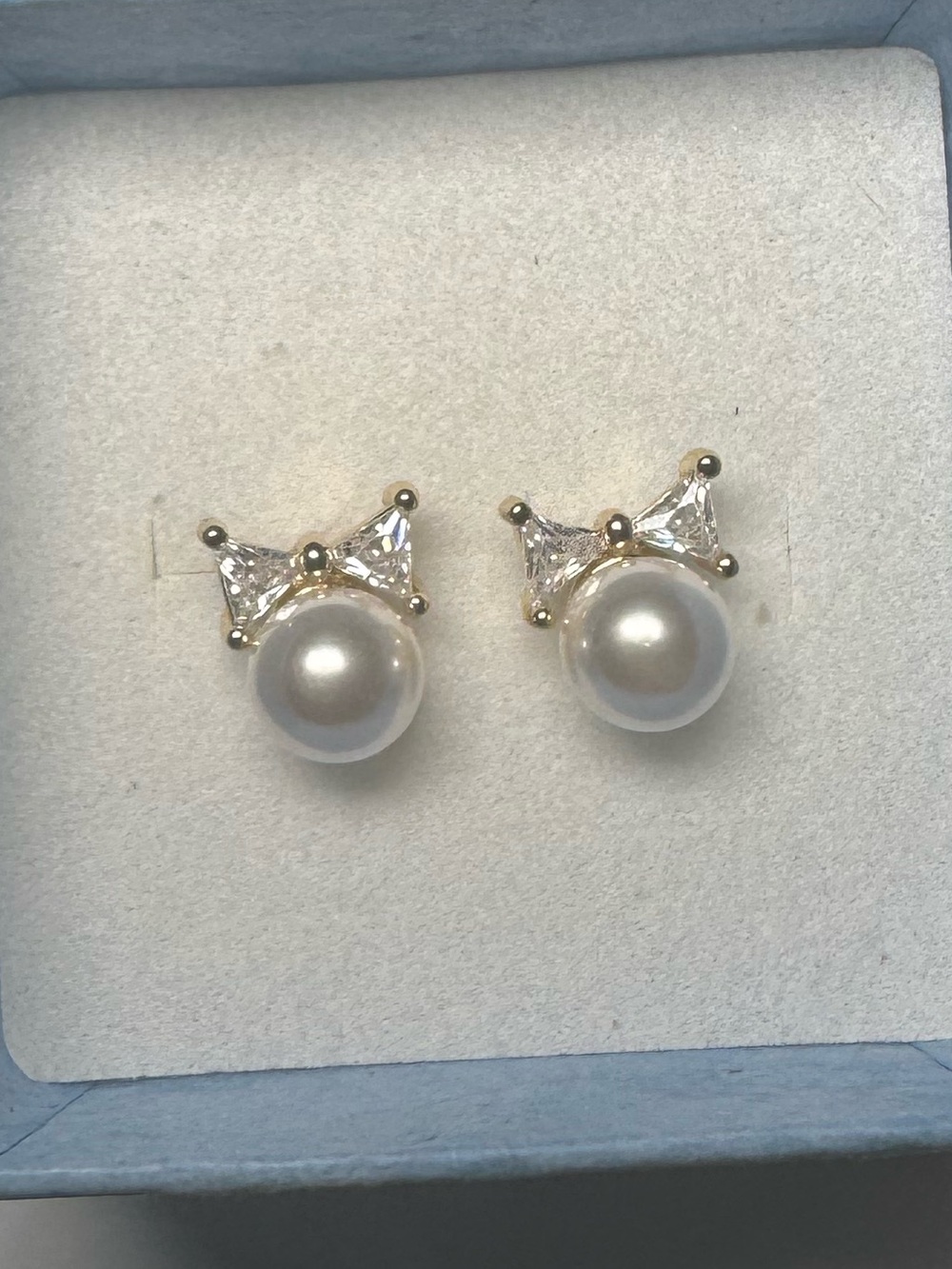 Crystal Bow with Pearl Drop Stud Earrings